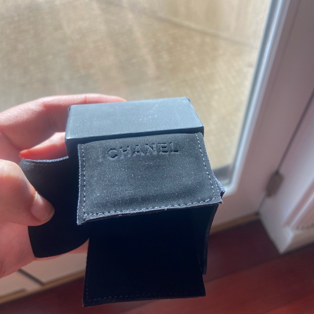 Chanel authentic Gold earrings